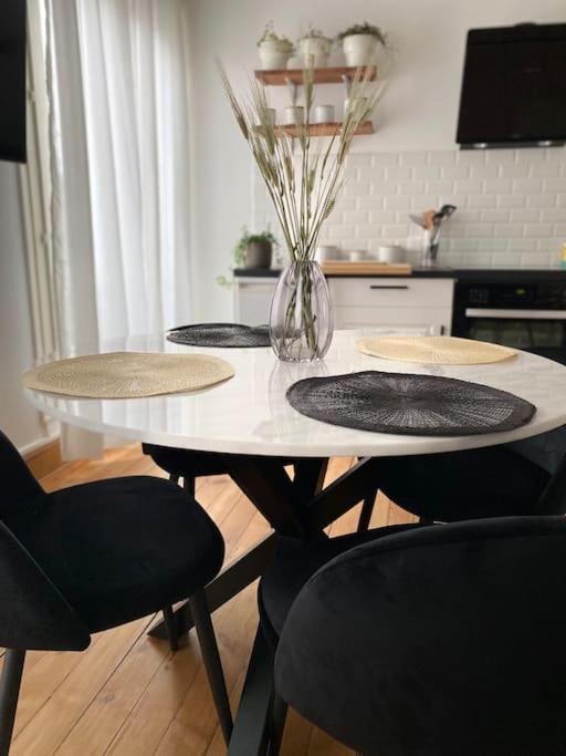 Vh Iii Apartment *